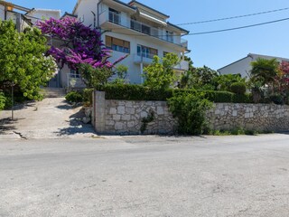 Apartment Jesenice bei Dugi Rat Features 3