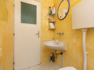 Apartment Jesenice bei Dugi Rat Features 11