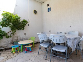 Apartment Jesenice bei Dugi Rat Ausstattung 14