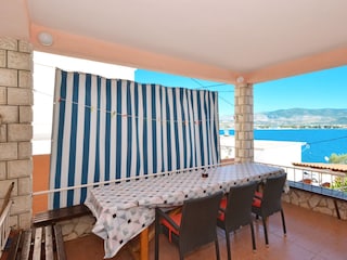 Apartment Arbanija Features 3
