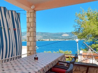 Apartment Arbanija Ausstattung 4