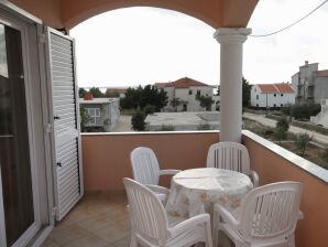 One bedroom apartment with terrace and sea view Vrsi - Mulo, Zadar (A-5860-b) - Vrsi - image1