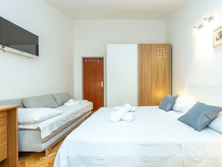 Apartment Duće Features 30