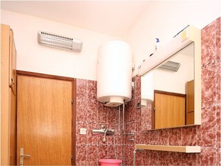 Apartment Grebastica Features 4