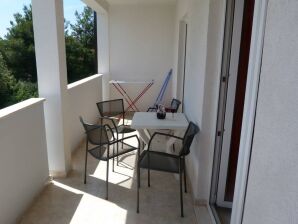 One bedroom apartment with terrace and sea view Sevid, Trogir (A-6024-d) - Kanica - image1
