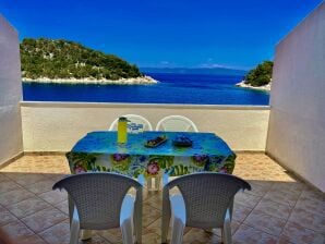 One bedroom apartment near beach Zaklopatica, Lastovo (A-8342-a) - Pasadur - image1