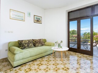 Apartment Mirca Features 10