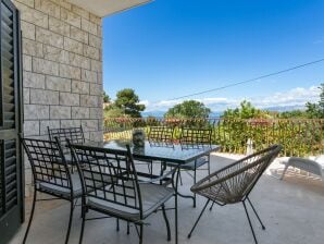 Three bedroom apartment with terrace and sea view Mirca, Brač (A-732-a) - Mirca - image1