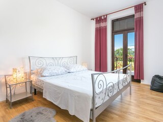 Apartment Mirca Features 4