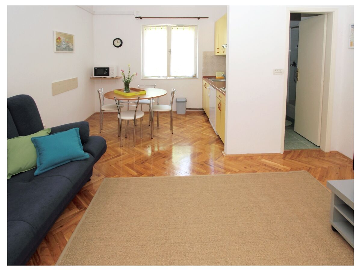 Apartment Okrug Gornji Ausstattung 2