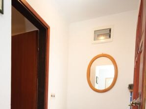 One bedroom apartment with terrace Ćunski, Lošinj (A-7867-c) - Ćunski - image1
