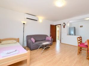 One bedroom apartment with terrace Ćunski, Lošinj (A-7867-c) - Ćunski - image1