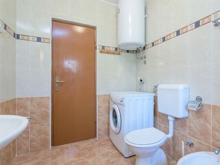 Holiday house Ružići Features 25