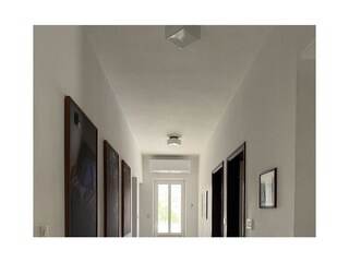 Apartment Lumbarda Features 10