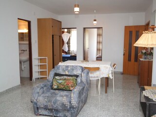 Apartment Povljana Ausstattung 5