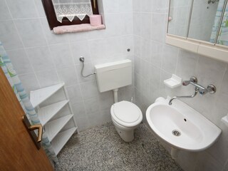 Apartment Povljana Ausstattung 12