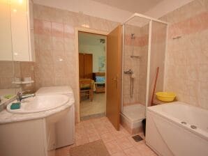 One bedroom apartment with terrace Pula (A-6987-a) - Pula - image1