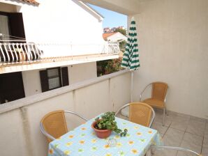 Two bedroom apartment with terrace and sea view Mali Lošinj, Lošinj (A-8090-a) - Mali Losinj - image1