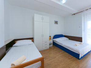One bedroom apartment with balcony and sea view Gradac, Makarska (A-5198-b) - Gradac - image1