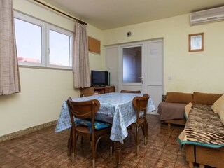 Apartment Jesenice bei Dugi Rat Ausstattung 5