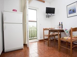 Two bedroom apartment with terrace and sea view Promajna, Makarska (A-2588-b) - Promajna - image1