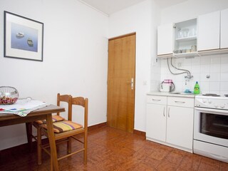 Apartment Promajna Ausstattung 16