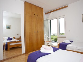 Apartment Promajna Ausstattung 18