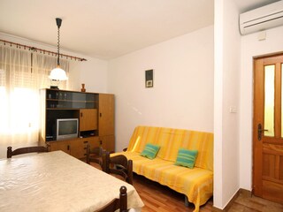 Apartment Ugljan (Ort) Ausstattung 16