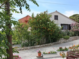 Apartment Kampor Features 11