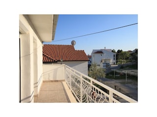 Apartment Okrug Donji Features 17