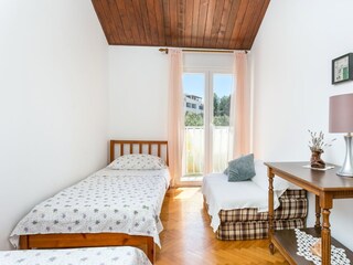Apartment Mirca Features 9