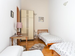 Apartment Mirca Features 10