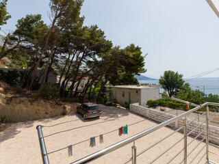 Apartment Dugi Rat Features 5
