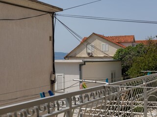 Apartment Dugi Rat Features 25