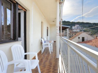 Apartment Jesenice bei Dugi Rat Ausstattung 3