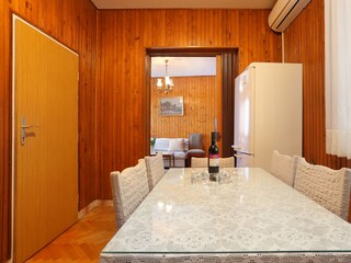 Apartment Jesenice bei Dugi Rat Ausstattung 12