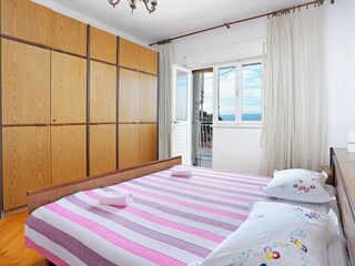 Apartment Jesenice bei Dugi Rat Ausstattung 15