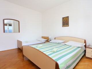 Apartment Jesenice bei Dugi Rat Ausstattung 18