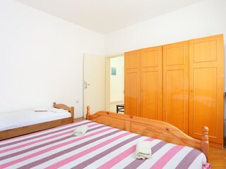 Apartment Jesenice bei Dugi Rat Ausstattung 21