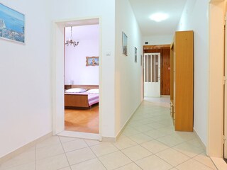 Apartment Jesenice bei Dugi Rat Ausstattung 24