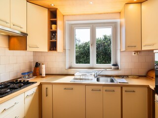 Apartment Splitska Features 14