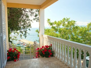 Apartment Zivogosce Features 16