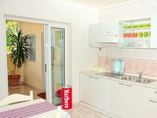 Apartment Zivogosce Ausstattung 25