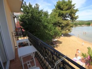 One bedroom apartment near beach Kraj, Pašman (A-3460-a) - Tkon - image1