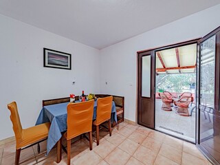Apartment Orebic Features 5