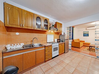 Apartment Orebic Features 10