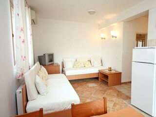 Apartment Razanj Features 4