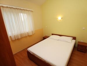 One bedroom apartment near beach Rogoznica (A-3198-d) - Rogoznica - image1