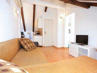 Apartment Seget Vranjica Features 1