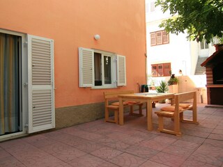 Apartment Dugi Rat Features 6